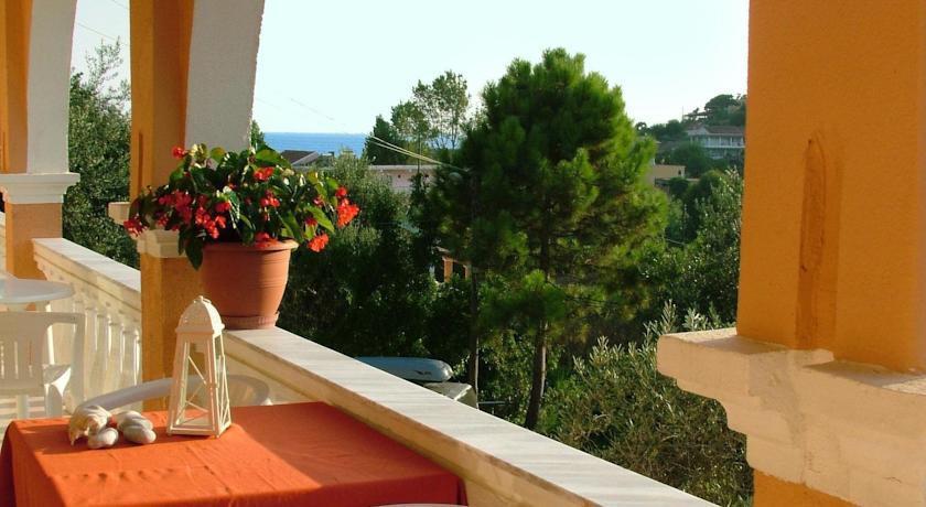 Angeliki Aparthotel Vitalades Exterior photo